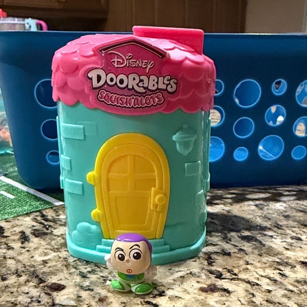 Disney Doorables Squishalot Buzz